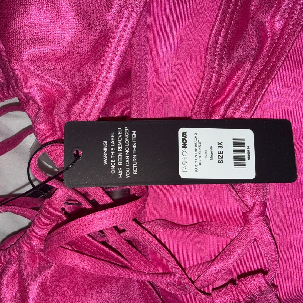 Fashion Nova Hot Pink Swimwear Set - Picture 4 of 8